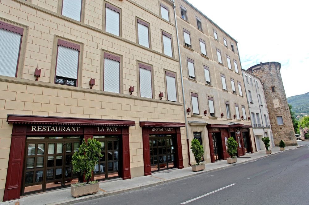 Logis Hotel Restaurant De La Paix Lodeve Exterior photo